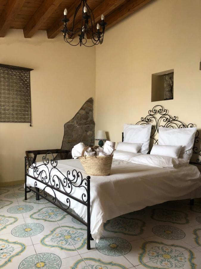 Bed and Breakfast San Noto Antica Residenza Di Caccia Ficarra Exterior foto